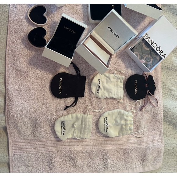 Empty Pandora jewelry boxes and bags - Picture 2 of 2